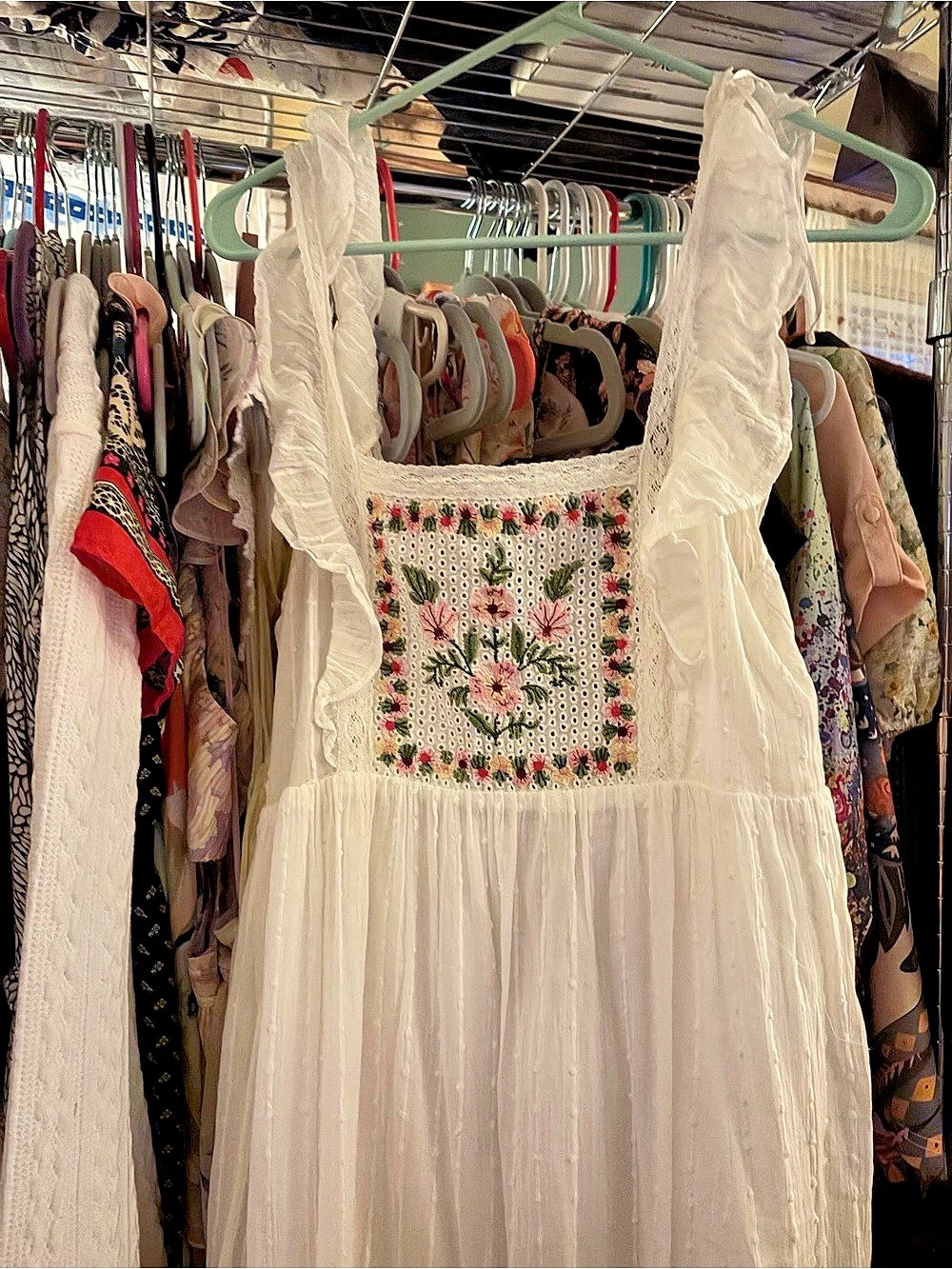 Zara Embroidered Floral Dress Maxi in White Extra Small